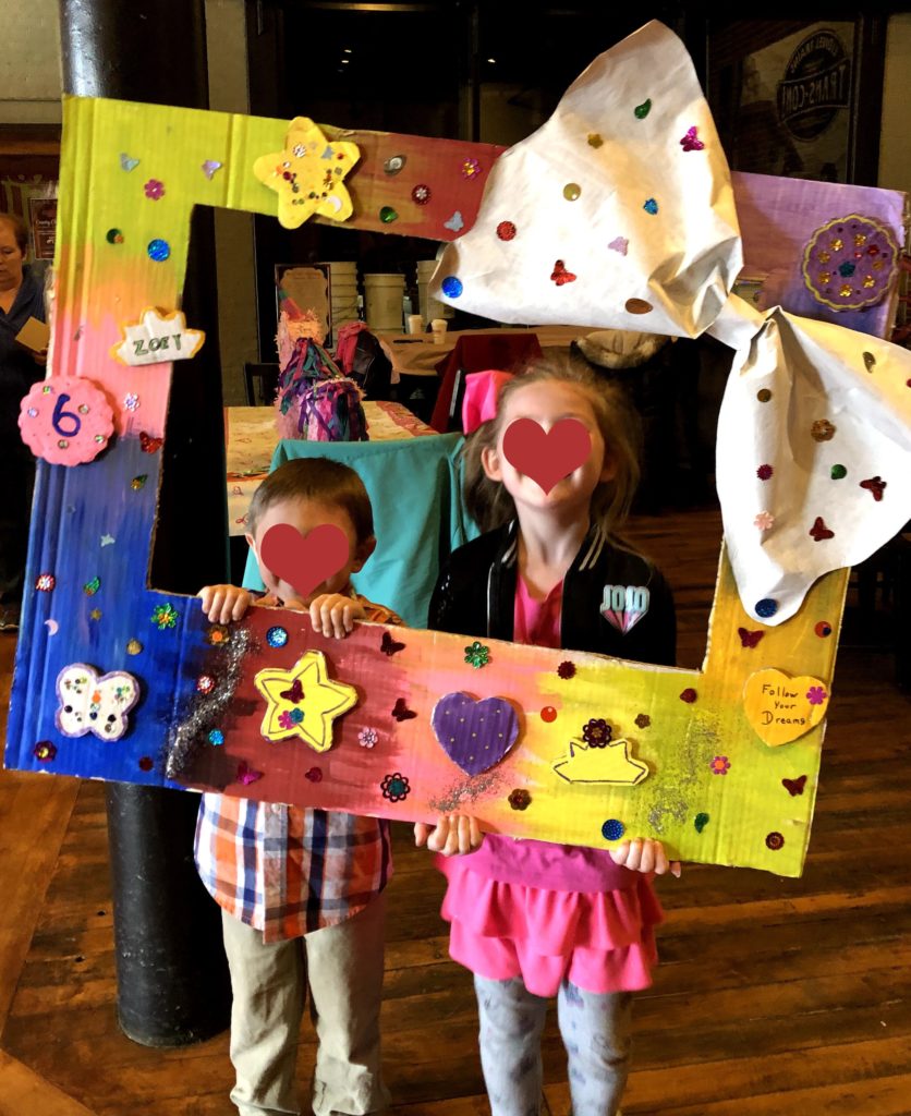 Selfie Photo Frame - Adventures with Cardboard